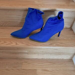 Sz11 Blue Bar III Melany Faux Suede Bootie